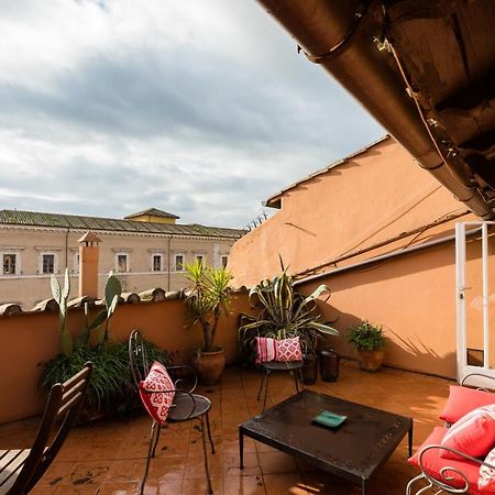 Amazing Penthouse With Private Terrace In Trastevere ローマ エクステリア 写真