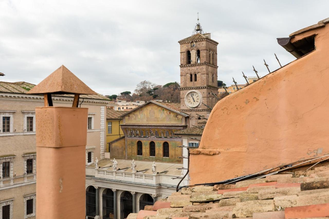 Amazing Penthouse With Private Terrace In Trastevere ローマ エクステリア 写真