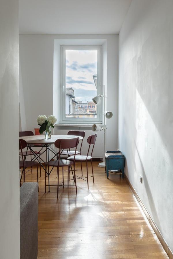 Amazing Penthouse With Private Terrace In Trastevere ローマ エクステリア 写真